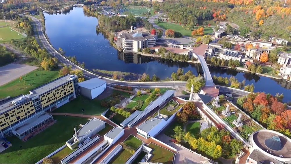 Trent University – Peterborough: Top 3 Đại Học Canada Với Học Phí Siêu Mềm