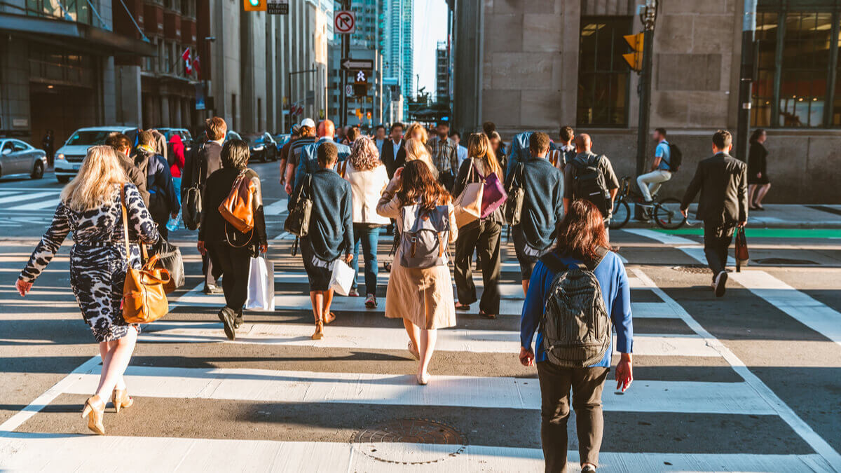 Chi Phí Sinh Hoạt Ở Canada Cho Sinh Viên Quốc Tế Muốn Ở Lại Sau Khi Tốt Nghiệp